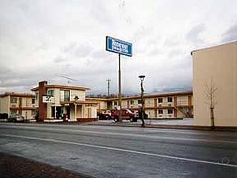 Rodeway & - Okanogan Hotel Omak